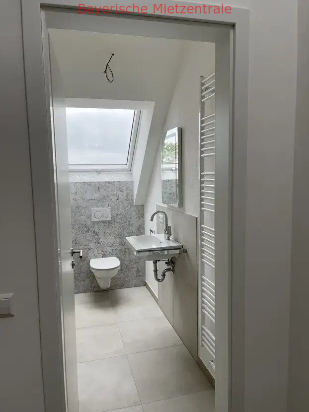 ***BAYERISCHE MIETZENTRALE: Geräumiges Reiheneckhaus mit 5 Zimmer in Buchloe-Lindenberg!!!***