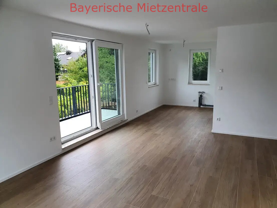 ***BAYERISCHE MIETZENTRALE: Exklusive, neuwertige 3-Zimmer-Wohnung mit luxuriöser Innenausstattung mit Balkon in Waldtrudering!!!***
