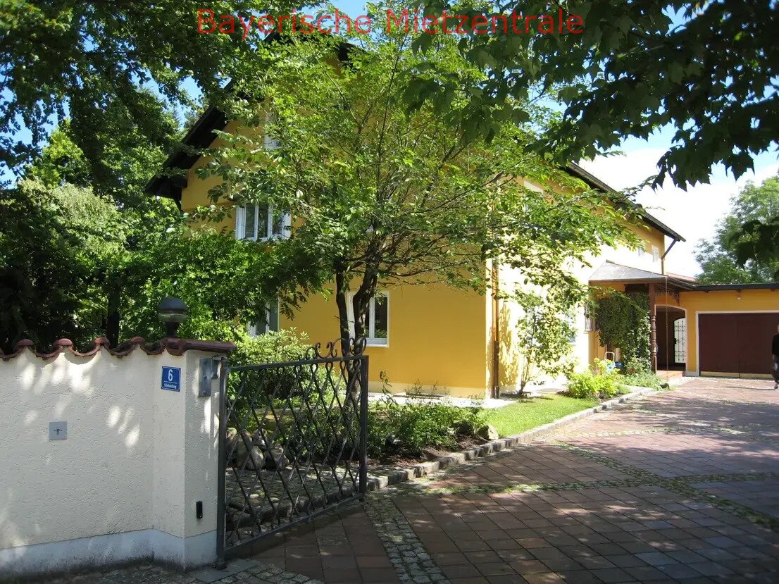 ***BAYERISCHE MIETZENTRALE: Haus als Wohnung auf einer Ebene mit herrlichem Garten in Wiesent!!!***