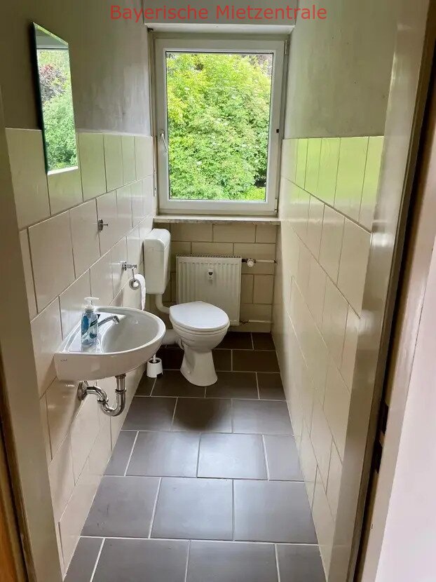 ***BAYERISCHE MIETZENTRALE: Ansprechende 4-Zimmer-Wohnung in Neustadt Waldnaab!!!***