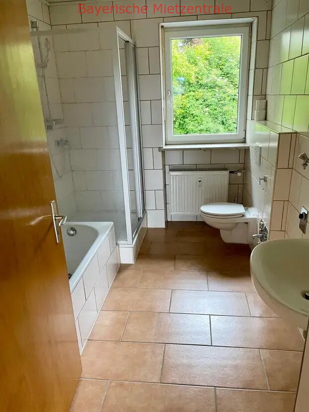 ***BAYERISCHE MIETZENTRALE: Ansprechende 4-Zimmer-Wohnung in Neustadt Waldnaab!!!***