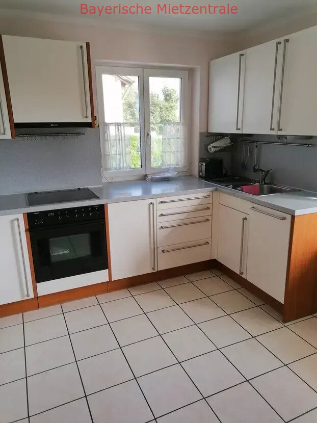 ***BAYERISCHE MIETZENTRALE: Idyllisch gelegene 2-Zimmer-Wohnung in Landshut, Achdorf!!!***