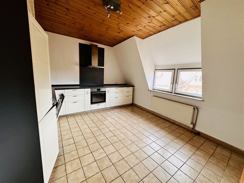 EntwicklungsObj: Tolle StadtVilla mit MFH (leer) Sanieren od. Abriss u NEUBAU, Stellpl., zzgl. kl. Parkhaus