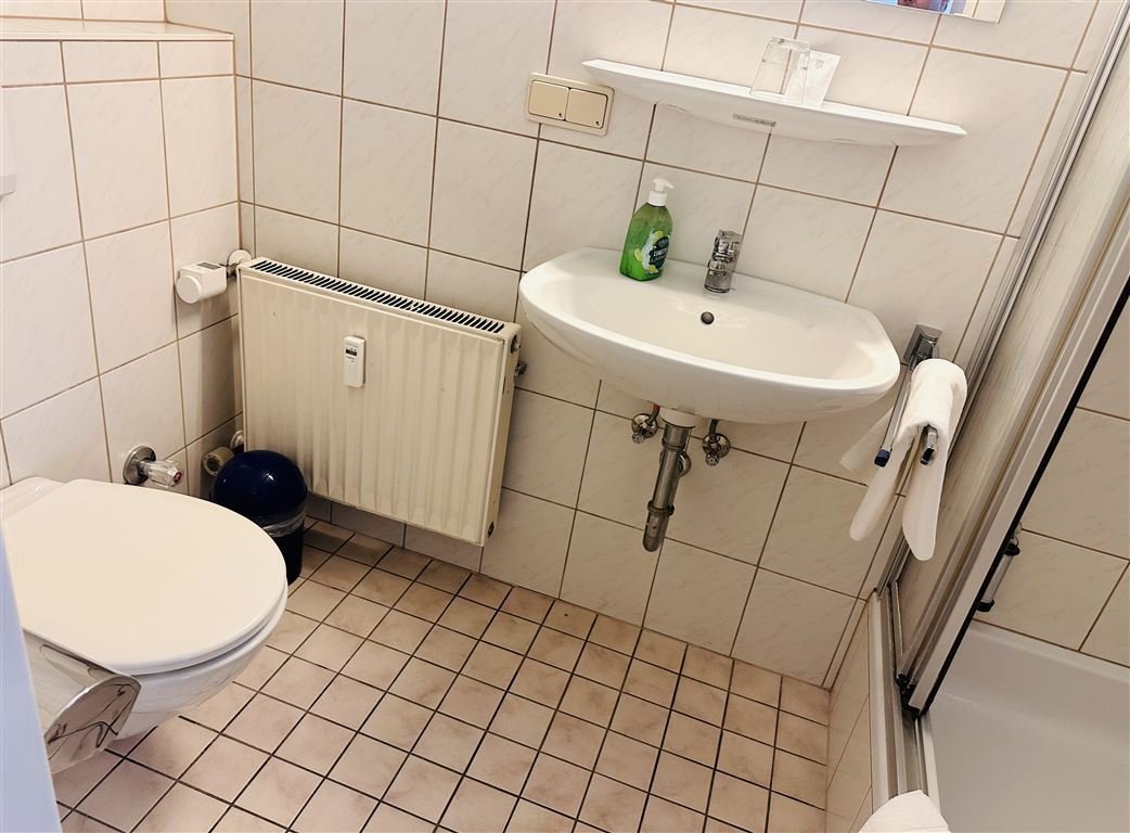 Stadt Co: MFH mit 12 möb. Apartments, 1Gew., flex.Nutzg, ideal für Boardinghouse/ Airbnb/Studenten…